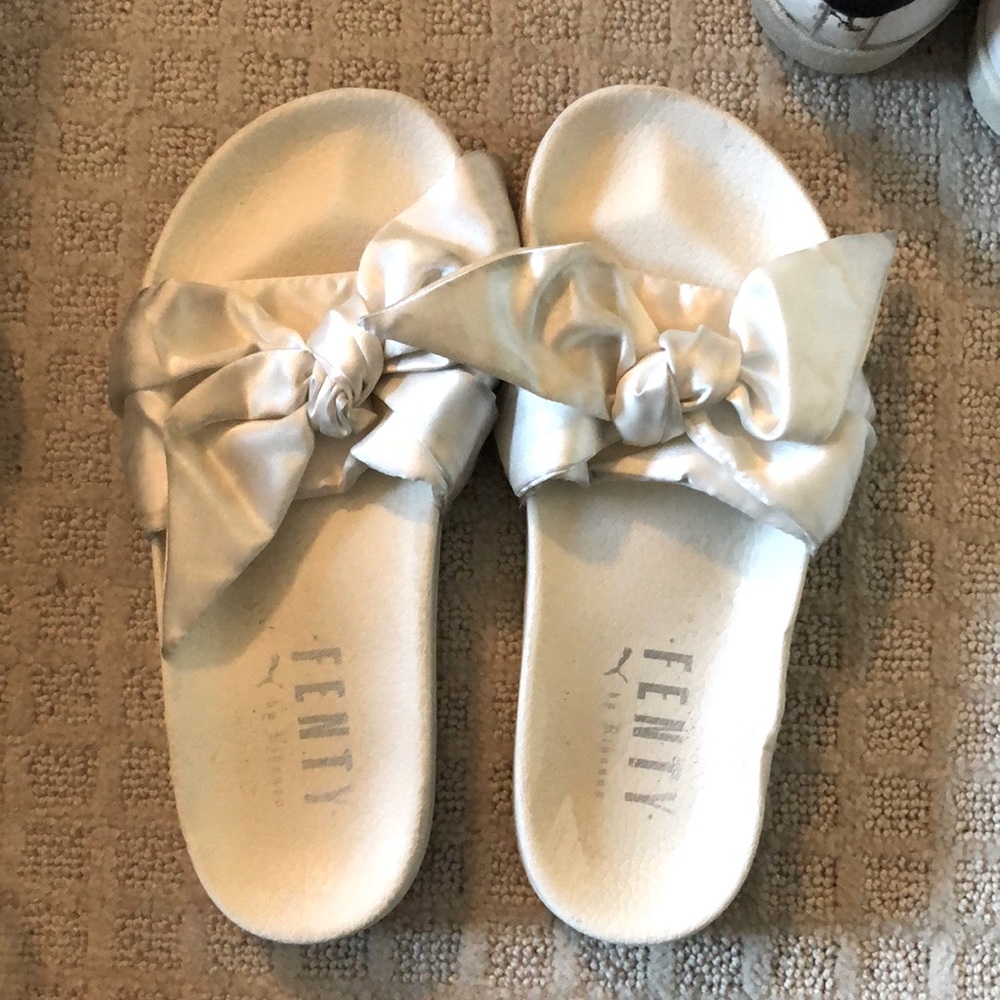 Fenty by Rihanna slides - white size 7.5